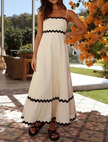 Vestido largo beis de tiras con bordes negros