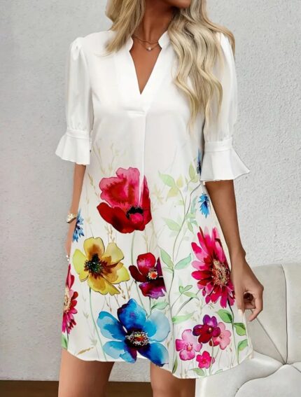 Vestido corto blanco con estampado floral multicolor manga 3/4