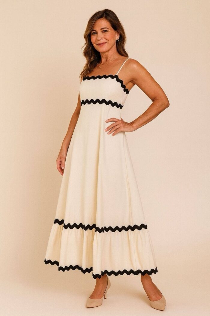 Vestido largo beis de tiras con bordes negros - Imagen 1