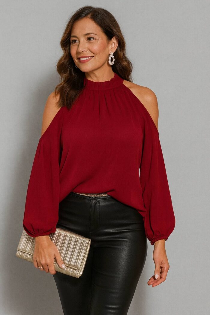 Blusa vinotinto manga larga de hombros descubiertos tela chiffon - Imagen 1